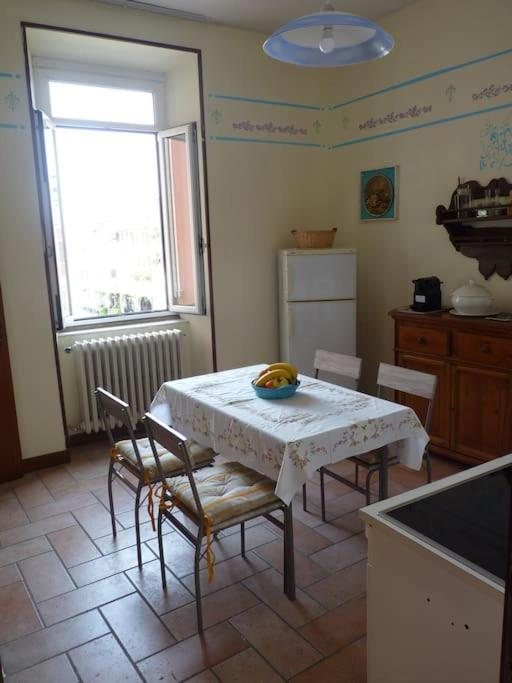 דסנזאנו דל גארדה Appartamento Palazzo Del Provveditore Vista Lago מראה חיצוני תמונה